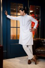 Royal Elegance - White - Image 3